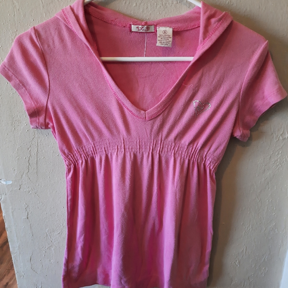 Y2K girls size small Pink Shirt.